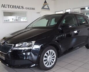 Skoda Skoda Fabia Combi Ambition*AHK*PDC*LED*SITZHZ*TEMP Gebrauchtwagen