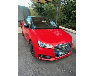 Audi Audi A1 1.0 TFSI ultra Sportback - Navi, Xenon+Kli Gebrauchtwagen