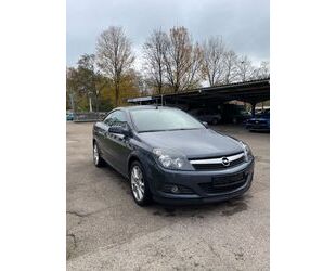 Opel Opel Astra 1.8 ECOTEC Cosmo Cosmo Gebrauchtwagen