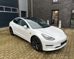 Tesla Tesla Model 3 Long Range/AWD/Pano/autonomes Fahren Gebrauchtwagen