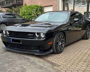 Dodge Dodge Challenger/V8/Schalter/Kamera/Shzg/Lhzg Gebrauchtwagen