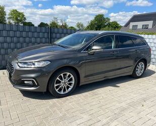 Ford Ford Mondeo Turnier Titanium AWD *TOP Zustand* Gebrauchtwagen