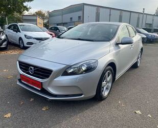 Volvo Volvo V40 Momentum Navi Standheizung Xenon Gebrauchtwagen