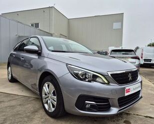 Peugeot Peugeot 308 SW 1.5 BlueHDi 130cv / EAT8 / 79.540 K Gebrauchtwagen