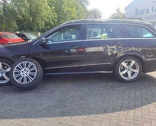 Mercedes-Benz Mercedes-Benz E 220 E -Kl. /Scheckheft/ immer Lang Gebrauchtwagen