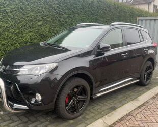 Toyota Toyota RAV 4 2,2-l-D-4D 4x4 Executive Automatik Ex Gebrauchtwagen