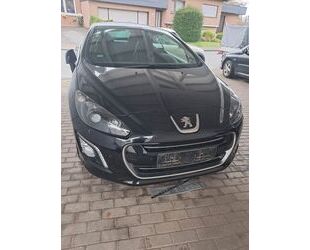 Peugeot Peugeot 308 Access PureTech 115KW Gebrauchtwagen