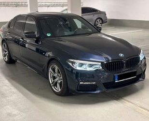 BMW BMW 520d M Sport Paket/2.Hand/Scheckheft/360 Kame Gebrauchtwagen