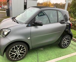 Smart Smart ForTwo coupé 60kW EQ 22KW Lader Navi Kamera Gebrauchtwagen