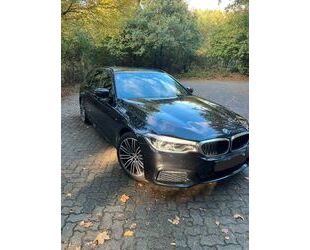 BMW BMW 530d xDrive Touring A - Gebrauchtwagen