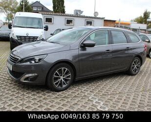 Peugeot Peugeot 308 SW 1,2i Pure-Tech/NAVI/PANO/STAR-STOP/ Gebrauchtwagen