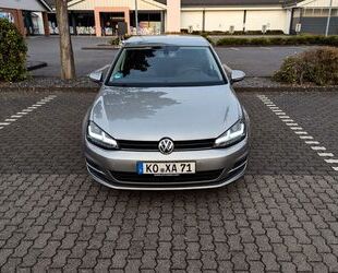 VW Volkswagen Golf 1.6 TDI DSG, LED, ACC, Parkhilfe, Gebrauchtwagen