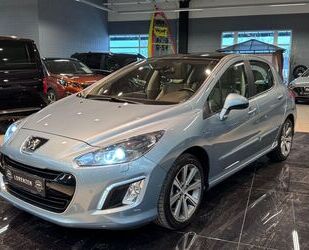 Peugeot Peugeot 308 Allure Navi PDC Xenon Leder Pano LED T Gebrauchtwagen