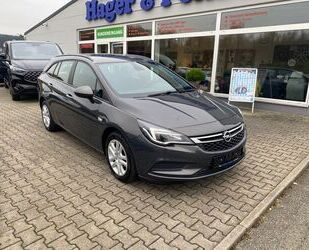 Opel Opel Astra K Sports Tourer LRH, SH, SO & Wi Räder Gebrauchtwagen