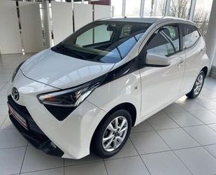 Toyota Toyota Aygo 1.0 x-play connect+Klima+Alu+Sitzheizu Gebrauchtwagen