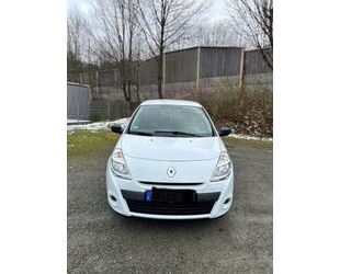 Renault Renault Clio Yahoo! 1.2 16V 75 Yahoo Gebrauchtwagen