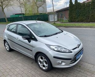 Ford Ford Fiesta 1,25 Scheckheft 5 Türen TÜV NEU Gebrauchtwagen