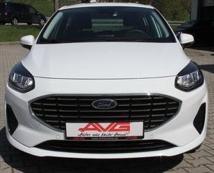 Ford Ford Fiesta Titanium LED Klimaautom ALU PDC Navi-A Gebrauchtwagen