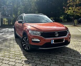 VW Volkswagen T-Roc 1.6 TDI SCR UNITED. DISEL. UNFALL Gebrauchtwagen