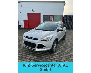 Ford Ford Kuga Titanium 4x4 AHK Gebrauchtwagen