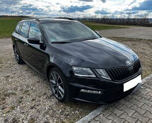 Skoda Skoda Octavia 2.0 TDI RS Combi *AHK*KAMERA*NAVI Gebrauchtwagen