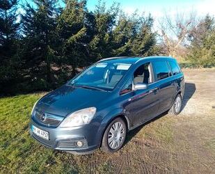 Opel Opel Zafira B Klima Navi a.AHK 7 Sitze Zahnriemen Gebrauchtwagen