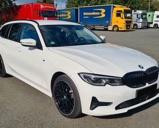 BMW BMW 320d xDrive Touring Advantage Automatic Adva.. Gebrauchtwagen