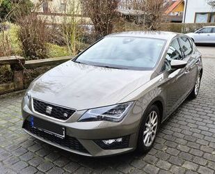 Seat Seat Leon FR 1.8 TSI 179 PS - Navi/8-fach ber./Sit Gebrauchtwagen