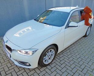 BMW BMW 318i Touring Advantage 1.Hand Gebrauchtwagen