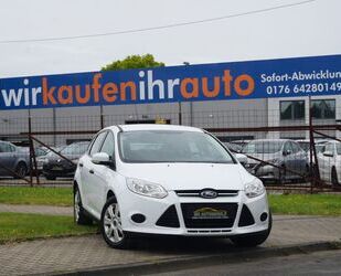 Ford Ford Focus Lim. Ambiente*1-HAND*ZV-FUNK*RADIO-CD ! Gebrauchtwagen