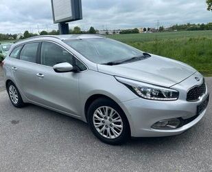 Kia Kia ceed / Ceed /NAVI /TÜV 11 2025/R.KAMERA/ Gebrauchtwagen