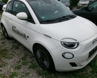 Fiat Fiat 500e Icon 87kw 118Ps Komfort Winter Glasdach Gebrauchtwagen