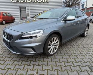 Volvo Volvo V40 D2 R-Design - NAVI + LED + LEDER + PDC + Gebrauchtwagen