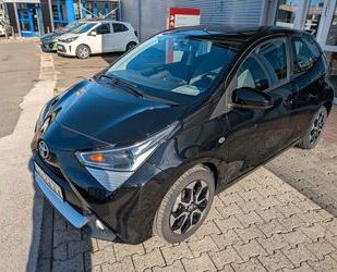 Toyota Toyota Aygo AYGO x-play Team D +Rückfahrkamera + W Gebrauchtwagen