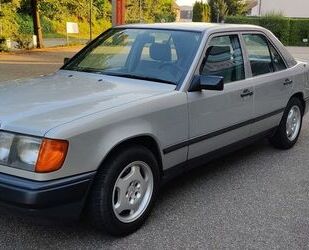 Mercedes-Benz Mercedes-Benz 200E W124 57.000km Gebrauchtwagen