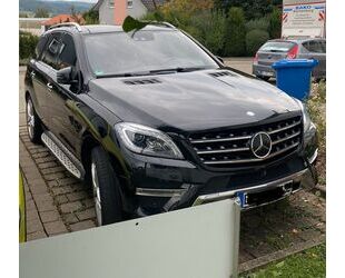 Mercedes-Benz Mercedes-Benz ML 350 BlueTEC 4MATIC - AMG Style-De Gebrauchtwagen