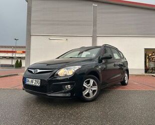 Hyundai Hyundai i30 CW 1.4 Classic 5-Gang/AHK/ISOFIX/KLIMA Gebrauchtwagen