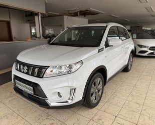 Suzuki Suzuki Vitara 1.4 Comfort*AHK*BLUETOOTH*KAMERA*NAV Gebrauchtwagen