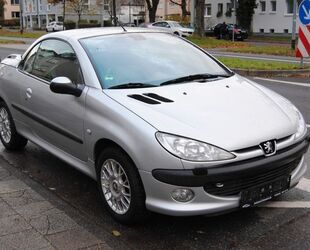 Peugeot Peugeot 206 CC 1.6 Platinum 110 Automatik*79tkm* Gebrauchtwagen