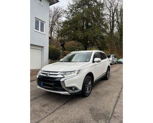 Mitsubishi Mitsubishi Outlander 2.2 DI-D Edition 100+ 4WD Aut Gebrauchtwagen