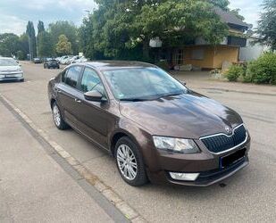 Skoda Skoda Octavia 1.6 TDI Green tec DSG Elegance Gebrauchtwagen