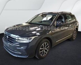 VW Volkswagen Tiguan Life 1.4 TSI DSG AHK SHZ Kamera Gebrauchtwagen