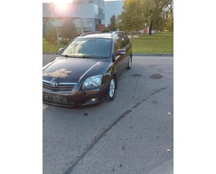 Toyota Toyota Avensis Combi Sol 2.0-l-VVT-i Automatik Sol Gebrauchtwagen