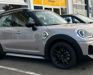 Mini MINI Cooper SE Countryman ALL4 SHZ PDC USB NAVI TR Gebrauchtwagen