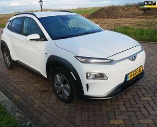 Hyundai Hyundai Kona EV Premium 64 kWh * 15999 NETTO *3 fa Gebrauchtwagen