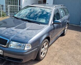 Skoda Skoda Octavia Combi 1.6 Tour Tour Gebrauchtwagen