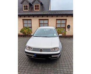 VW Volkswagen Golf 1.6 Auto Basis Gebrauchtwagen