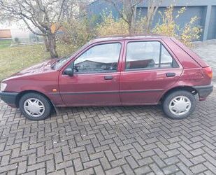 Ford Ford Fiesta 1.1 Classic Classic Gebrauchtwagen