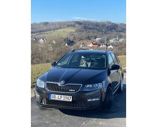 Skoda Skoda Octavia 2.0 TDI DSG RS Combi RS Gebrauchtwagen