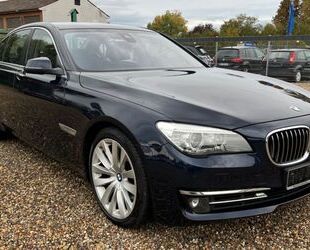 BMW BMW 750i xDrive Bi-Xenon,Navi,Kamera,Garantie,uvm Gebrauchtwagen